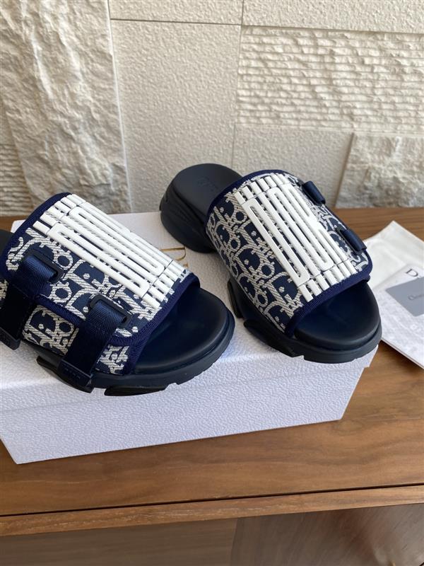 20251128184323131 280